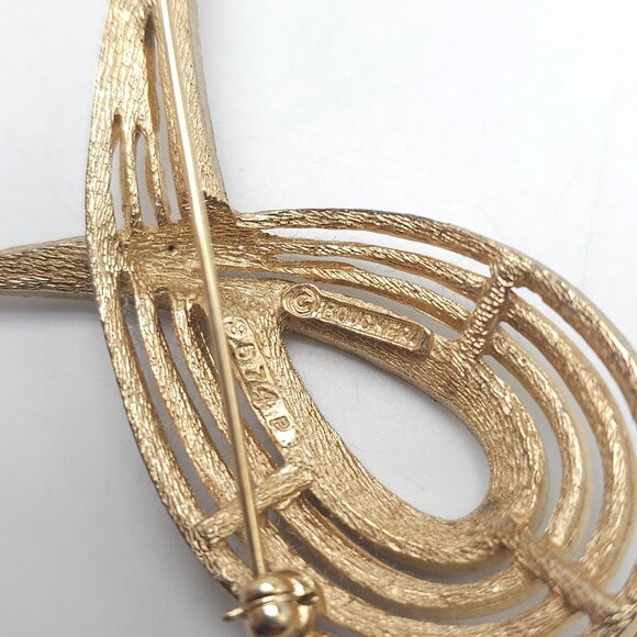 Vintage Boucher Gold Tone Ribbon Brooch Numbered Piece 8674 Circa 1960s - Picture 5 of 6